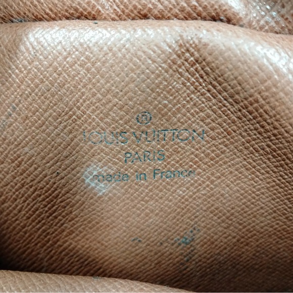 Authentic Louis Vuitton Amazon crossbody - Picture 3 of 16